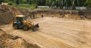 Разработка котлована Бийск, цена от 307 руб./м3.